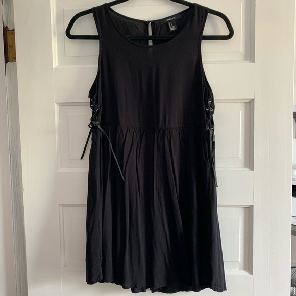 Forever 21 Dresses & Skirts - Black Side-Tie Mini Dress